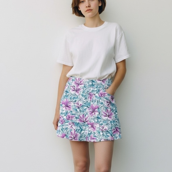Tommy Bahama Dresses & Skirts - Tommy Bahama Floral Print Skirt Skort